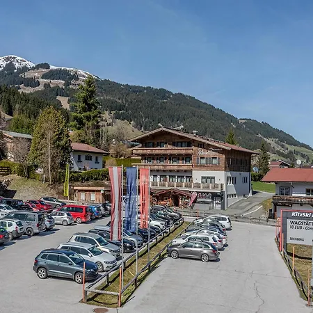 In With Ski-in Out Jochberg